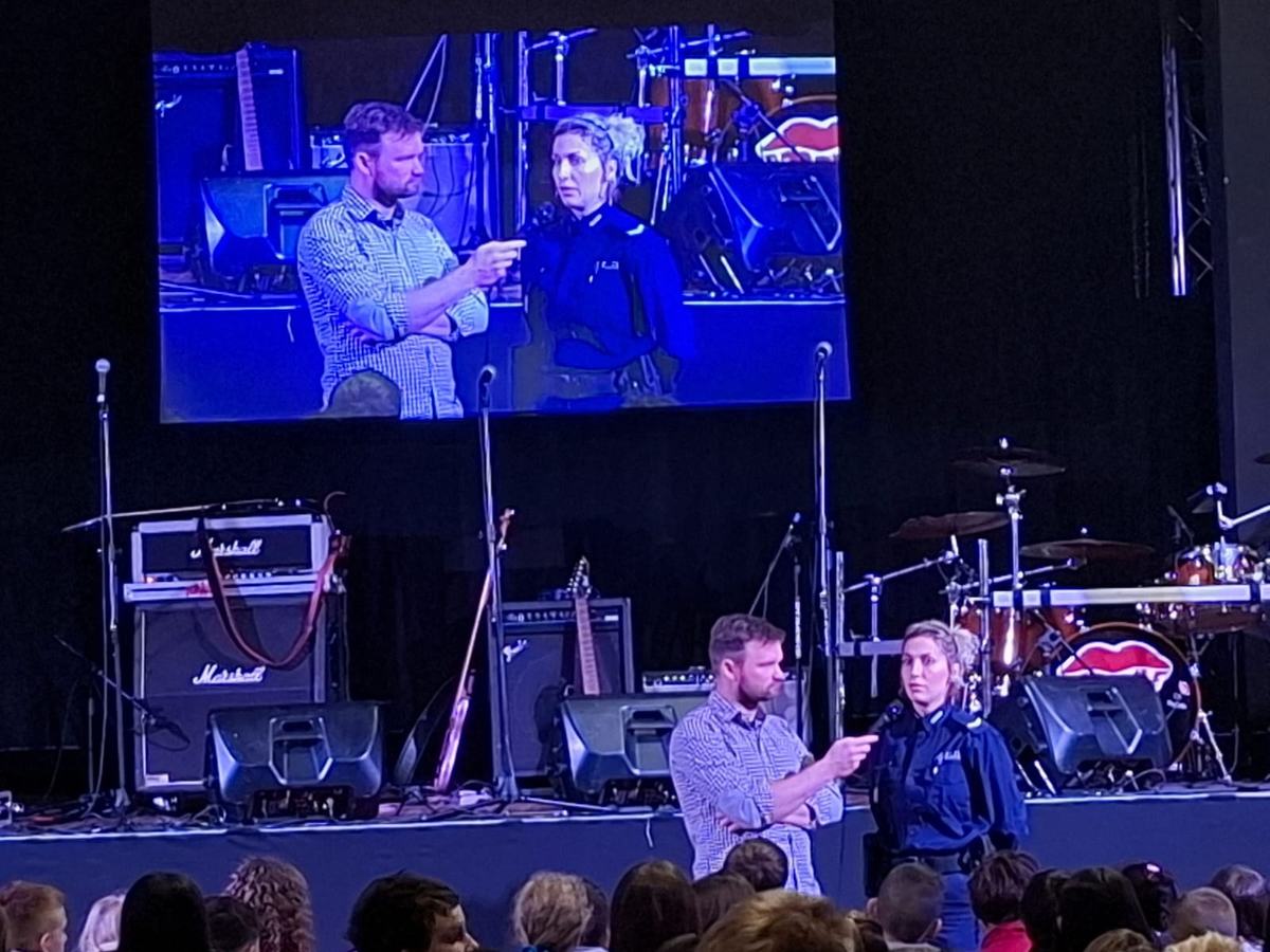 Policjantka z Kamiennej Góry o hejcie i przemocy – finał VII Młodzieżowego Forum Bezpieczeństwa