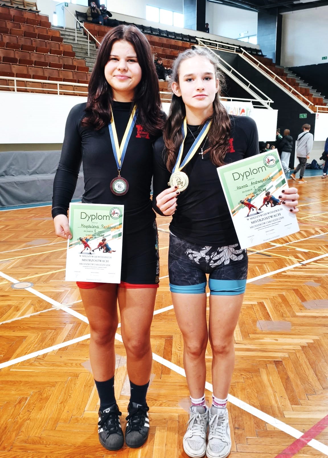 Dwa krążki Herosek