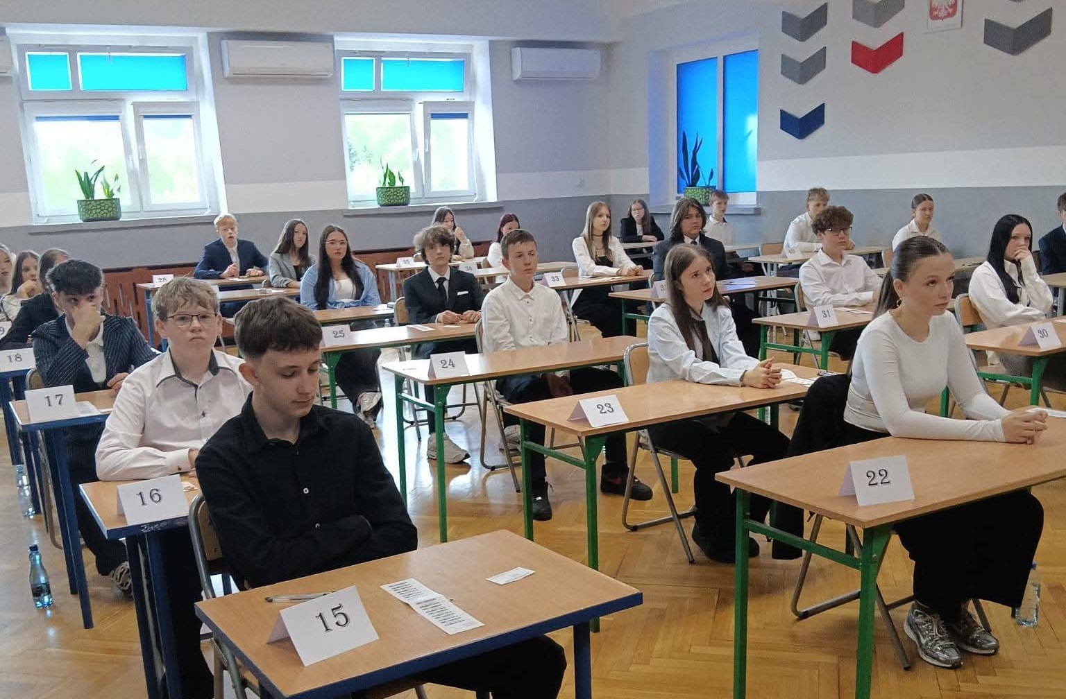 Egzaminy ósmoklasistów rozpoczęte. Dziś język polski